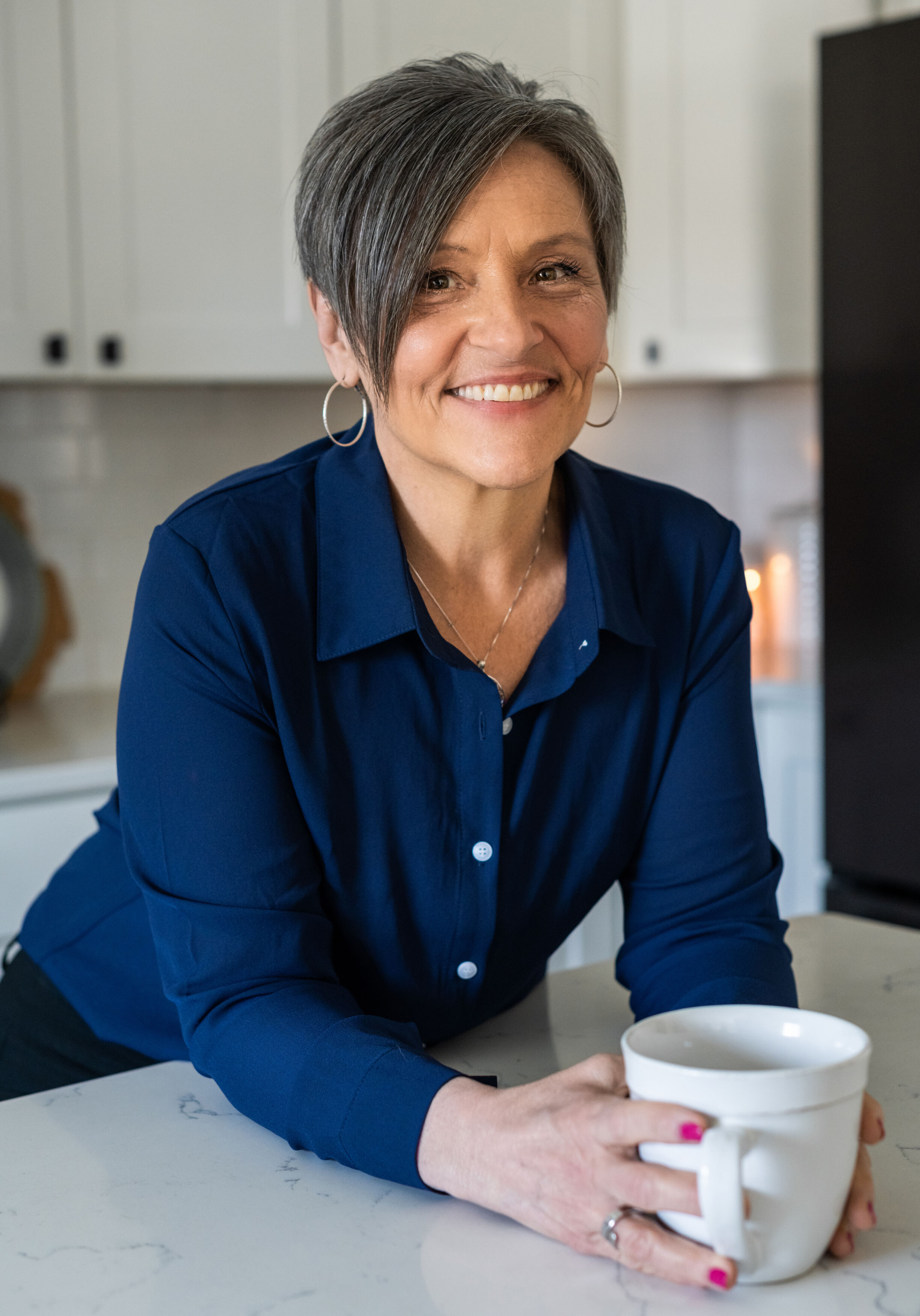 Lynda Profile Low Res 2022 (1) (002) Lynda Profile Low Res 2022 (1) (002)